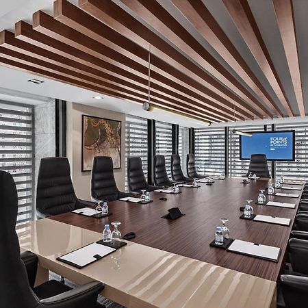 Four Points By Sheraton Доха Екстериор снимка