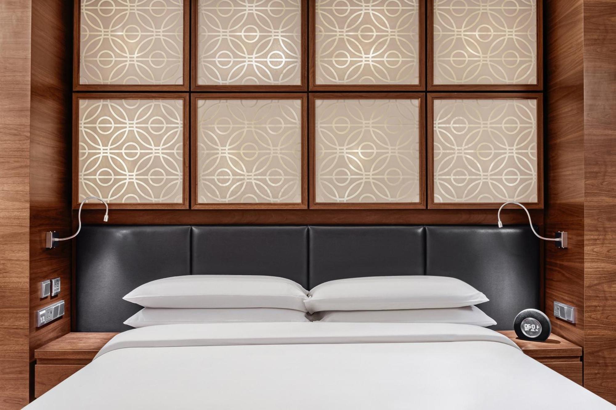 Four Points By Sheraton Доха Екстериор снимка